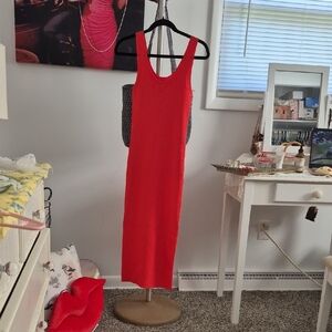 Red Sleeveless Maxi Dress